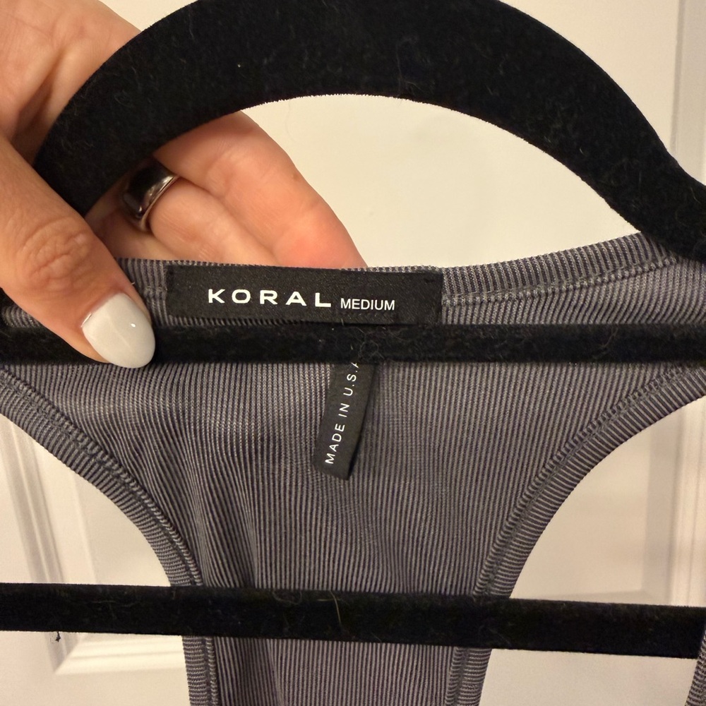 Koral Ribbed Workout Tank‎ - Picture 3 of 7